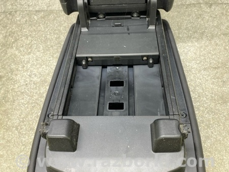 ФОТО Підлокітник для Mazda CX-30 (2019-...) Київ