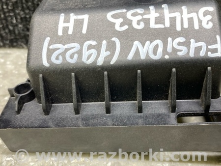 ФОТО Кронштейн датчика слепых зон для Ford Fusion USA 2 поколение (12-20) Київ