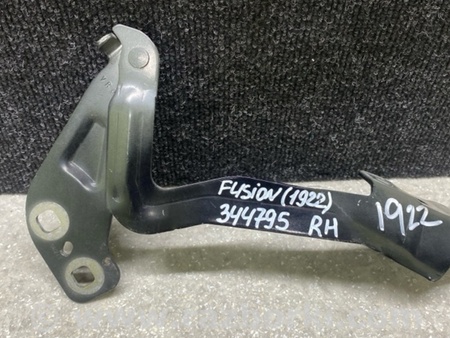 ФОТО Петля капоту для Ford Fusion USA 2 поколение (12-20) Київ