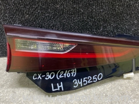 ФОТО Ліхтар внутрішній для Mazda CX-30 (2019-...) Київ