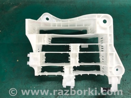 ФОТО кронштейн блоку запобіжників для Lexus NX (14-21) Київ