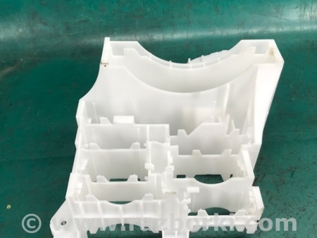 ФОТО кронштейн блоку запобіжників для Lexus NX (14-21) Київ