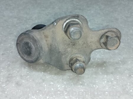 ФОТО Кульова опора для Toyota Sienna (03-10) Київ