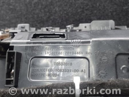 ФОТО Бардачок для Tesla Model Y Київ