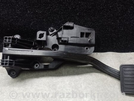 ФОТО Педаль гальма для Tesla Model Y Київ