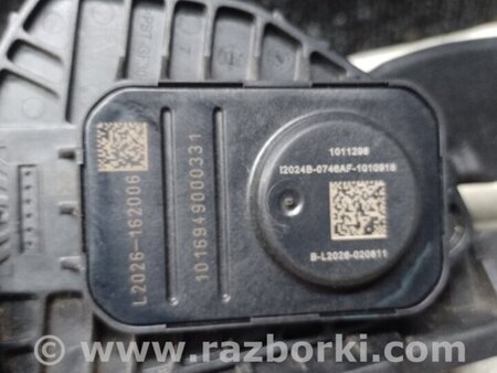 ФОТО Педаль газу для Tesla Model Y Київ