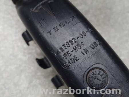 ФОТО Бачок омивача для Tesla Model Y Київ