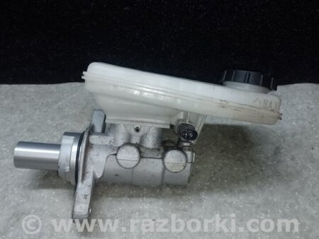 ФОТО Головний гальмівний циліндр для Tesla Model Y Київ