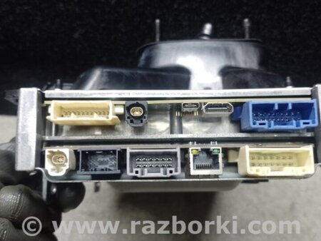 ФОТО Блок керування двигуном для Tesla Model Y Київ