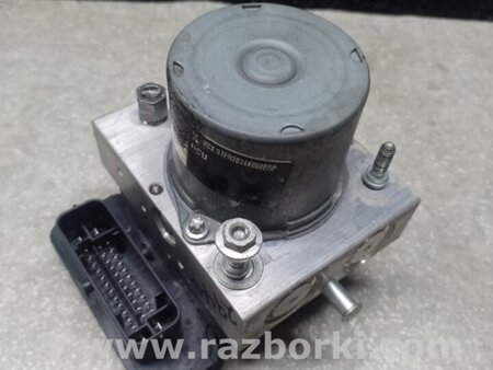 ФОТО Блок антиблокувальної системи для Tesla Model Y Київ