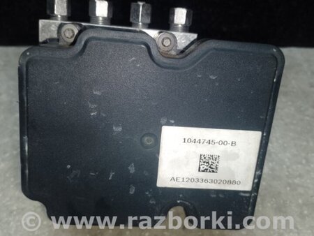 ФОТО Блок антиблокувальної системи для Tesla Model Y Київ