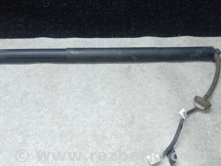 ФОТО Привід відкривання кришки багажника для Tesla Model Y Київ