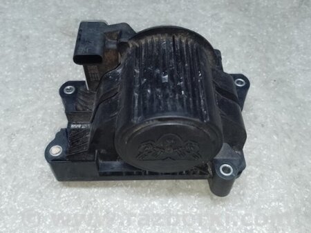 ФОТО Помпа охолодження електрична для Tesla Model Y Київ