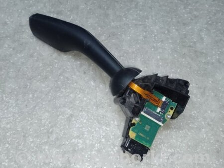 ФОТО Підрульовий перемикач для Tesla Model Y Київ