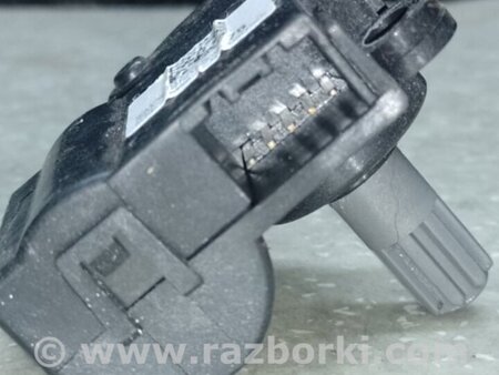 ФОТО Моторчик заслінки пічки для Tesla Model Y Київ