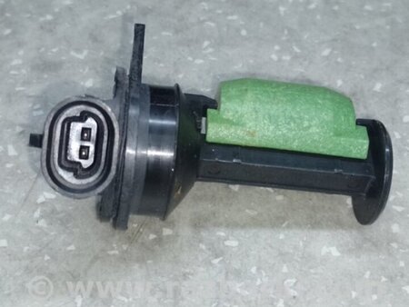 ФОТО Датчик рівня бачка омивача для Tesla Model Y Київ