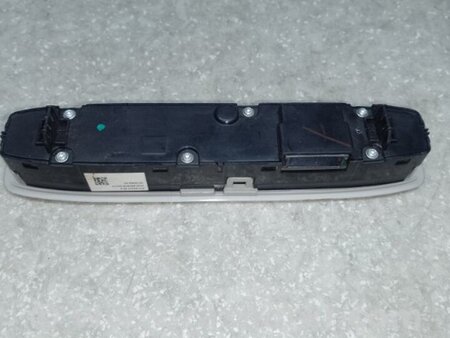 ФОТО плафон салону для Tesla Model Y Київ