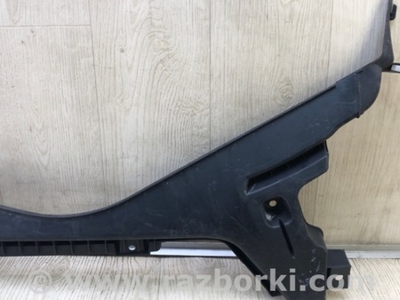 ФОТО Пластик під лобове скло / Жабо для Tesla Model Y Київ