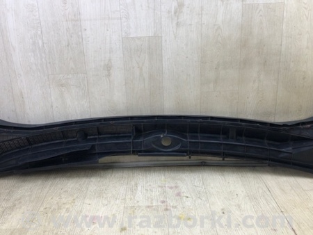 ФОТО Пластик під лобове скло / Жабо для Toyota Sequoia (08-17) Київ