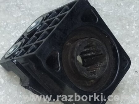 ФОТО Кріплення радіатора для Mazda CX-30 (2019-...) Київ