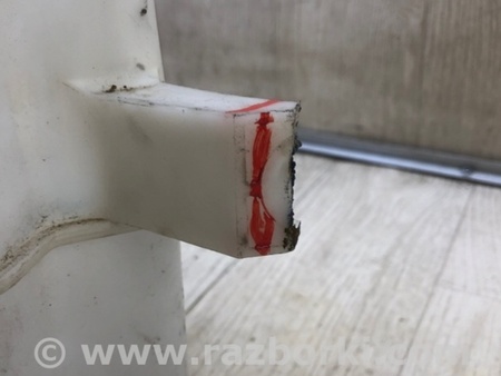 ФОТО Бачок омивача для Toyota Prius III XW30 (09-15) Київ