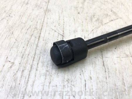 ФОТО Амортизатор кришки багажника для Volvo S60 Київ