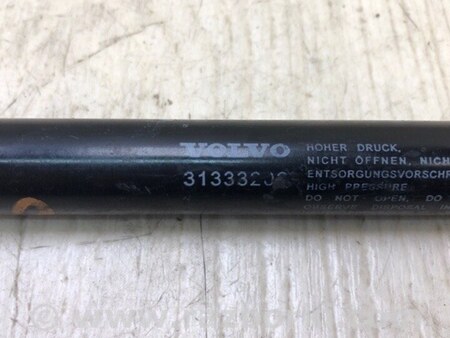 ФОТО Амортизатор кришки багажника для Volvo S60 Київ