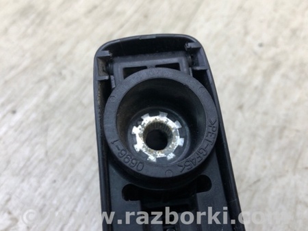 ФОТО Повідець склоочисника задній для Toyota RAV-4 IV (XA40) (12-18) Київ