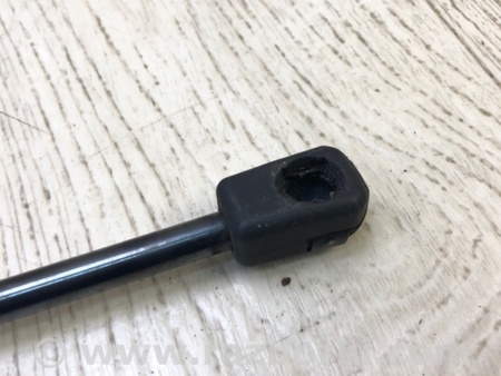 ФОТО Амортизатор кришки багажника для Hyundai Santa Fe I SM (00-06) Київ