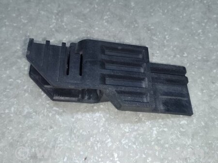 ФОТО Кріплення радіатора для Mitsubishi Outlander XL CW (05-12) Київ