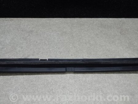 ФОТО дефлектор радіатора для Toyota Prius IV XW50 (15-22) Київ