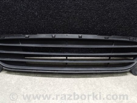 ФОТО Решітка переднього бампера для Hyundai Accent 4 RB (10-18) Київ