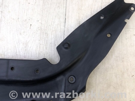 ФОТО Накладка замка капота для Nissan Sentra B17 (12-19) Київ