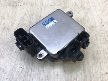 ФОТО Блок керування вентилятором радіатора для Toyota Sienna (11-16) Київ