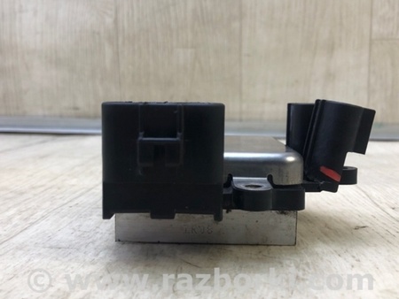 ФОТО Блок керування вентилятором радіатора для Toyota Sienna (11-16) Київ