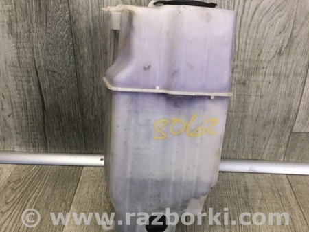 ФОТО Бачок омивача для Toyota Tacoma 2 (2005-2015) Київ