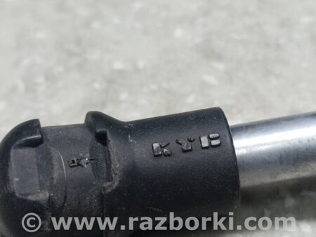 ФОТО Амортизатор кришки багажника для Lexus CT200 (11-17) Київ