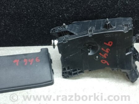 ФОТО Блок запобіжників моторний відсік для Lexus CT200 (11-17) Київ