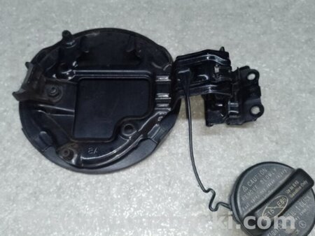 ФОТО Лючок паливного бака для Lexus CT200 (11-17) Київ