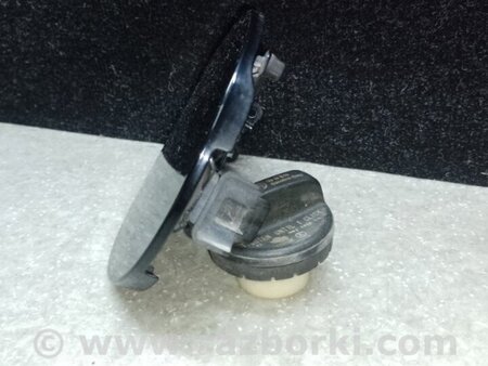 ФОТО Лючок паливного бака для Lexus CT200 (11-17) Київ