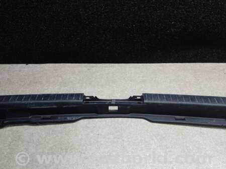 ФОТО Накладка на поріг багажника для Lexus CT200 (11-17) Київ