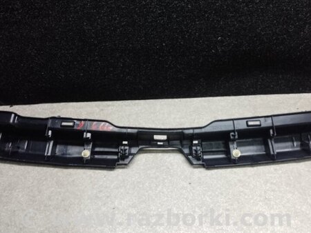 ФОТО Накладка на поріг багажника для Lexus CT200 (11-17) Київ