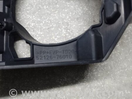 ФОТО Кронштейн протитуманної фари для Lexus CT200 (11-17) Київ