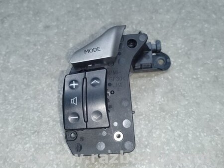 ФОТО Кнопки руля для Lexus CT200 (11-17) Київ