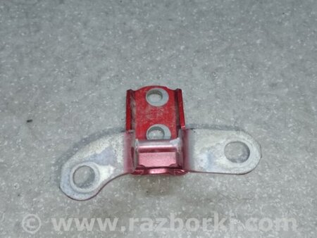 ФОТО Петля двері нижня для Toyota Prius IV XW50 (15-22) Київ