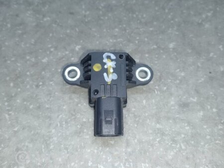 ФОТО Датчик удару для Mazda CX-3 (2014-...) Київ