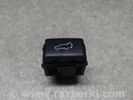 ФОТО Кнопка закрывания крышки багажника для Subaru Forester SJ S13 (12-18) Київ