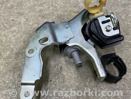 ФОТО Клапан вентиляції паливного бака для Mazda CX-30 (2019-...) Київ