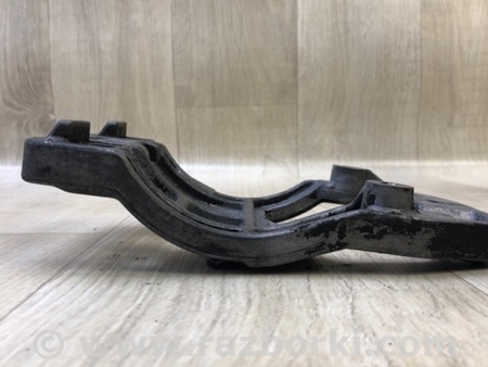 ФОТО Кронштейн компресора кондиціонера для Toyota Camry 30 XV30 (01-06) Київ