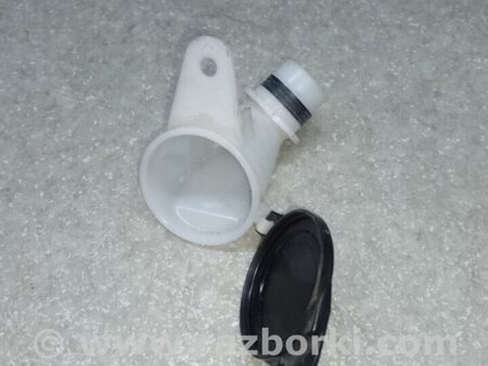 ФОТО Горловина бачка склоомивача для Toyota Camry 70 XV70 (17-23) Київ